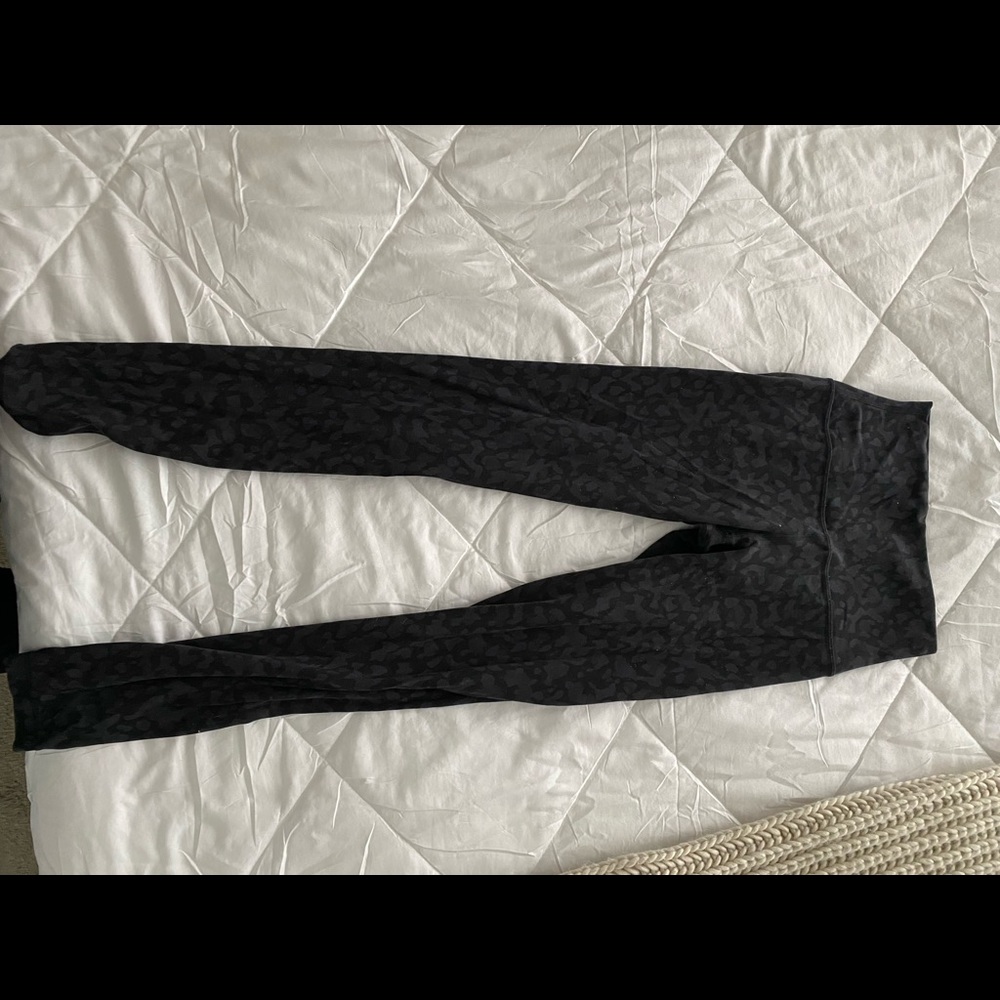 Lululemon size 4 align. Lightly worn.
